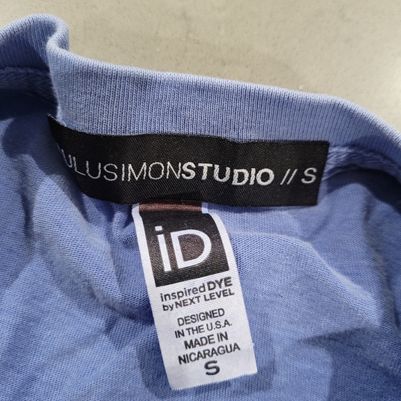 Woman's oversized good life tshirt - Picture 3 of 6